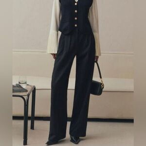 Black Pleated Wide Leg Trouser